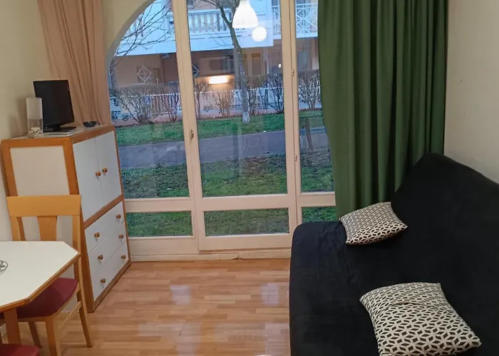 19m2 Rez-de-chausse Διαμέρισμα *